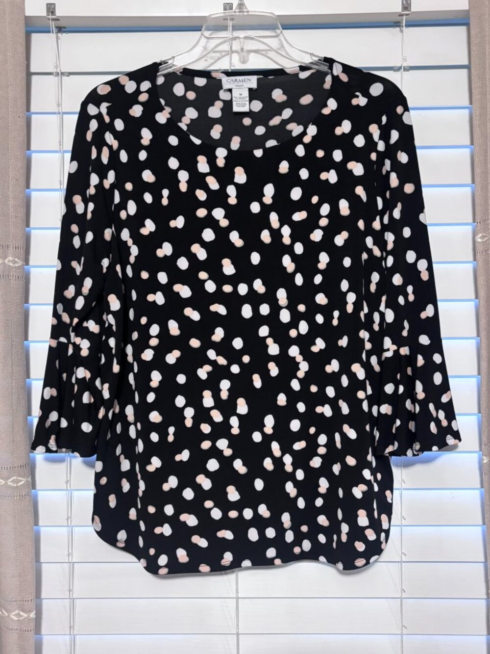 Carmen Marc Valvo Woman Polka Dot Bell Sleeve Top Black Size 1X